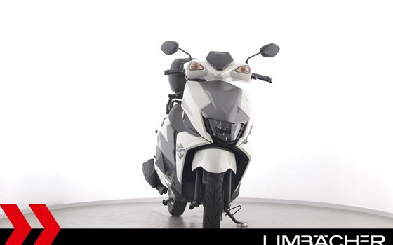 Gebrauchtmotorrad Suzuki Avenis 125 - Bild 11