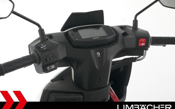 Gebrauchtmotorrad Suzuki Avenis 125 - Bild 13