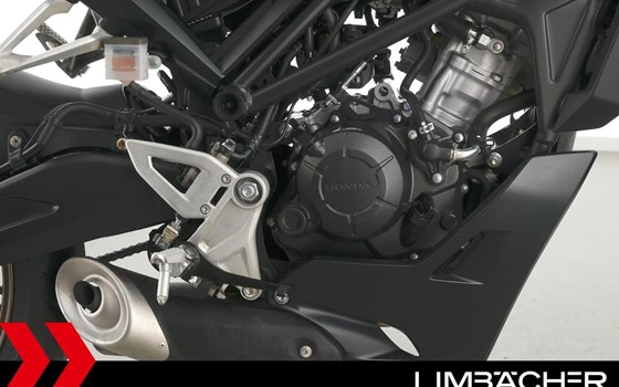 Gebrauchtmotorrad Honda CB125R - Bild 21