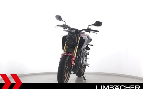 Gebrauchtmotorrad Honda CB125R - Bild 3