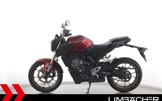 Gebrauchtmotorrad Honda CB125R - Bild 5