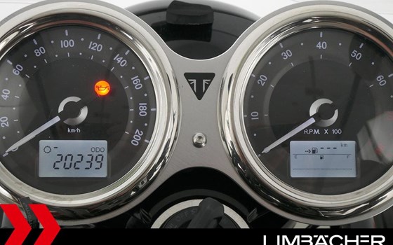 Gebrauchtmotorrad Triumph Bonneville T120 Black - Bild 12