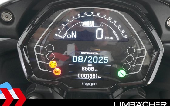 Gebrauchtmotorrad Triumph Street Triple 765 R - Bild 12