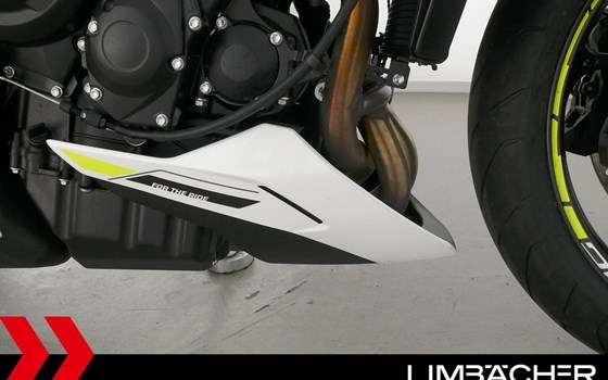 Gebrauchtmotorrad Triumph Street Triple 765 R - Bild 15