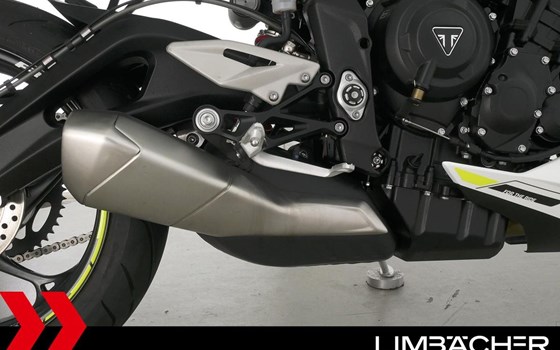 Gebrauchtmotorrad Triumph Street Triple 765 R - Bild 16