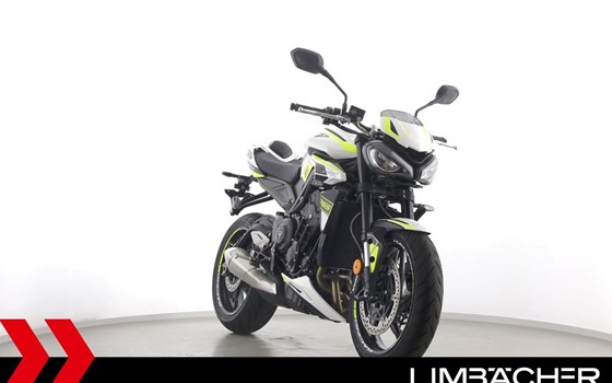 Gebrauchtmotorrad Triumph Street Triple 765 R - Bild 2