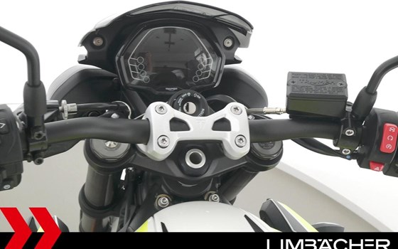 Gebrauchtmotorrad Triumph Street Triple 765 R - Bild 22