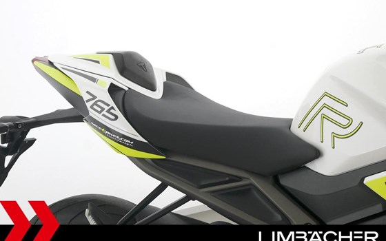 Gebrauchtmotorrad Triumph Street Triple 765 R - Bild 24