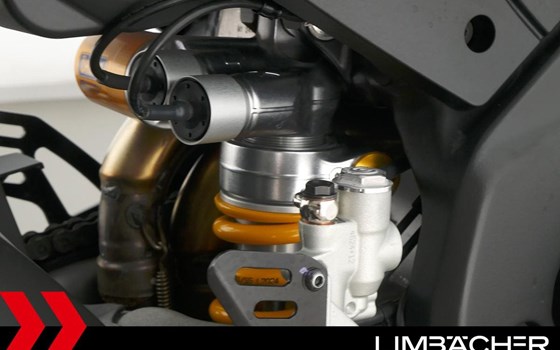 Gebrauchtmotorrad Aprilia Tuono V4 1100 Factory - Bild 16