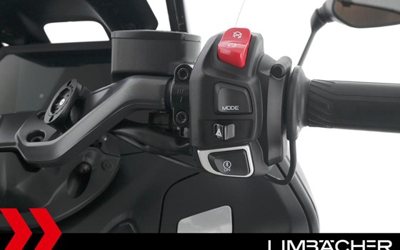 Gebrauchtmotorrad Yamaha TMAX 560 Tech Max - Bild 21