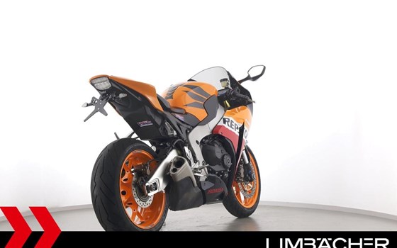 Gebrauchtmotorrad Honda CBR1000RR Fireblade - Bild 8