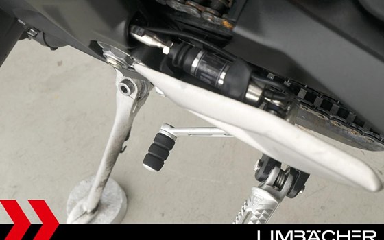 Gebrauchtmotorrad Triumph Street Triple 765 R - Bild 19