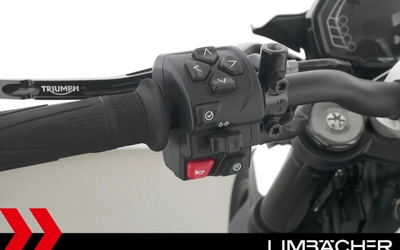 Gebrauchtmotorrad Triumph Street Triple 765 R - Bild 21