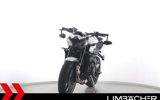 Gebrauchtmotorrad Triumph Street Triple 765 R - Bild 3