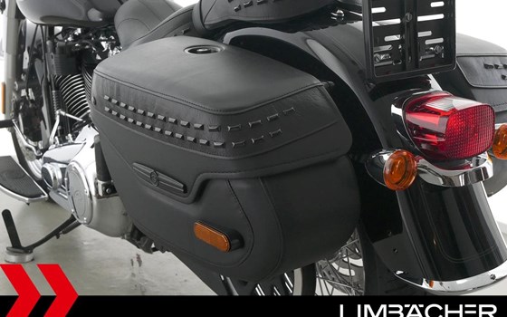 Gebrauchtmotorrad Harley-Davidson Softail Heritage Classic 114 FLHCS - Bild 18