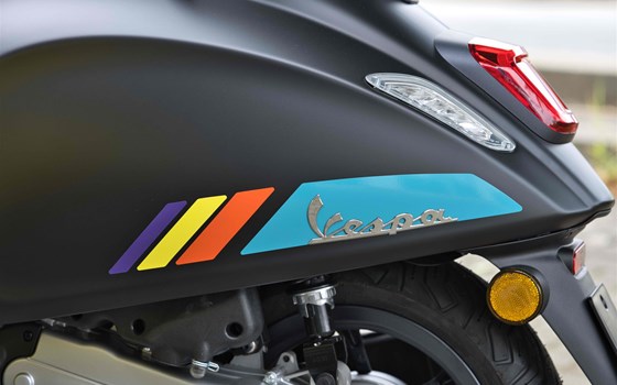 Neufahrzeug Vespa Primavera 125 S - Bild 9