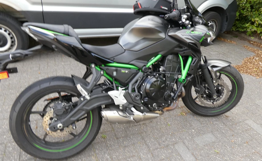 Angebot Kawasaki Z650 Bild 2: Angebot Kawasaki Z650