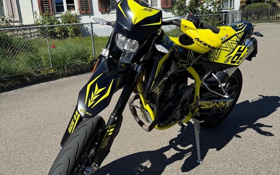 Motorrad Occasion SWM SM 125 R - Bild 5