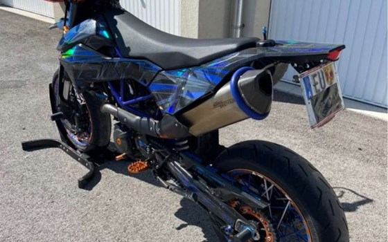 Gebrauchtmotorrad KTM 690 SMC R - Bild 2 Gebrauchtmotorrad KTM 690 SMC R - Bild 2