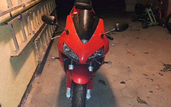 Gebrauchtmotorrad Honda CBR600RR - Bild 11 Gebrauchtmotorrad Honda CBR600RR - Bild 11