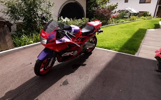 Gebrauchtmotorrad Honda CBR 600 F - Bild 8