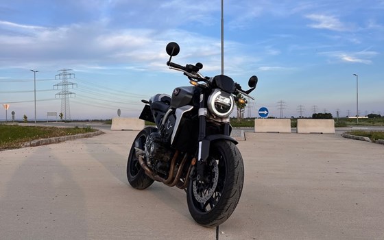 Gebrauchtmotorrad Honda CB 1000 R - Bild 1 Gebrauchtmotorrad Honda CB 1000 R - Bild 1