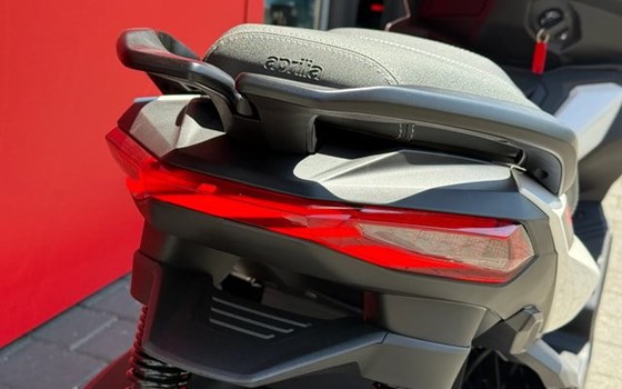 Neufahrzeug Aprilia SR GT ABS 125 - Bild 6