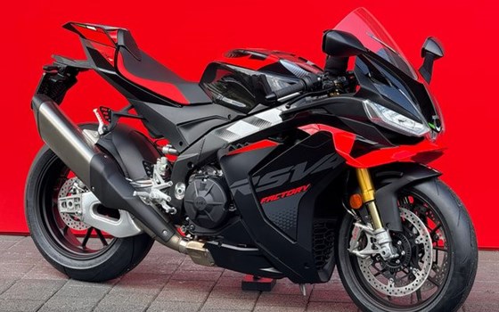 Motorrad Occasion Aprilia RSV4 1100 Factory - Bild 12