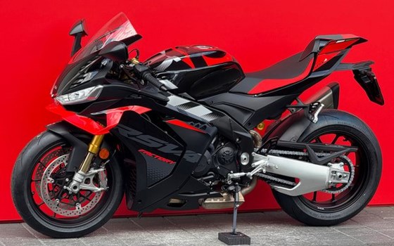 Motorrad Occasion Aprilia RSV4 1100 Factory - Bild 14