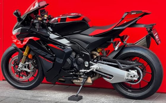 Motorrad Occasion Aprilia RSV4 1100 Factory - Bild 15