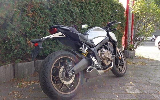 Gebrauchtmotorrad Honda CB650R - Bild 6