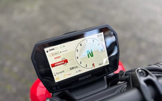 Gebrauchtmotorrad Ducati Streetfighter V2 - Bild 9