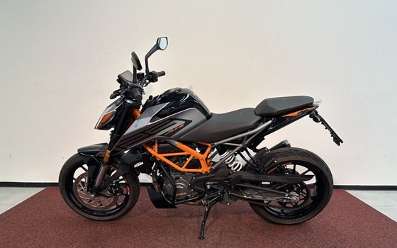 Gebrauchtmotorrad KTM 125 Duke - Bild 5
