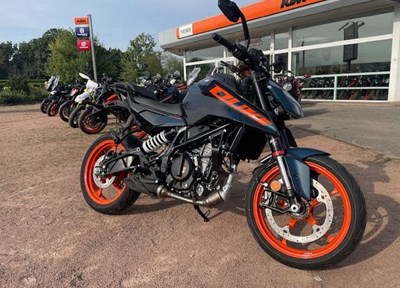 GEBRAUCHTFAHRZEUG KTM 390 Duke