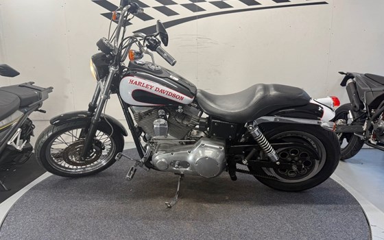 Gebrauchtmotorrad Harley-Davidson Softail Deuce FXSTD - Bild 4