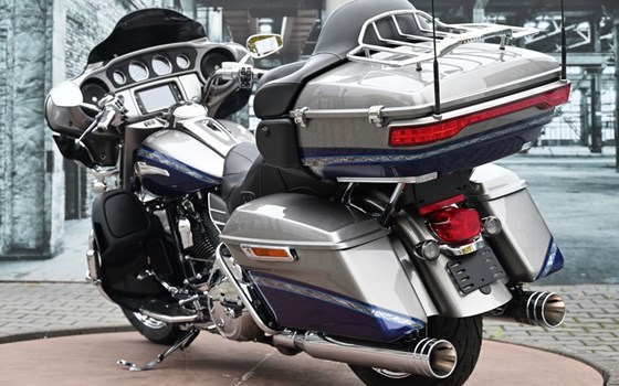 Gebrauchtmotorrad Harley-Davidson CVO Ultra Limited FLHTKSE - Bild 10