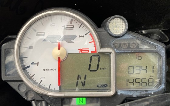 Gebrauchtmotorrad BMW S 1000 RR - Bild 8