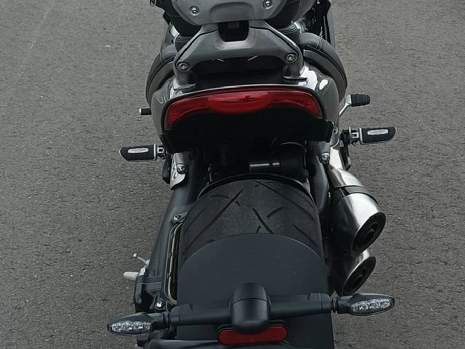 Angebot Triumph Rocket 3 GT Bild 5: Angebot Triumph Rocket 3 GT
