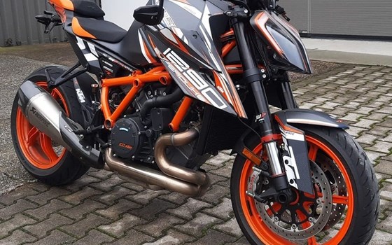 Gebrauchtmotorrad KTM 1290 Super Duke R - Bild 1