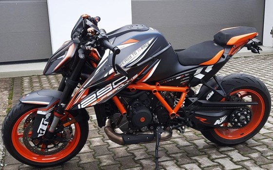 Gebrauchtmotorrad KTM 1290 Super Duke R - Bild 8