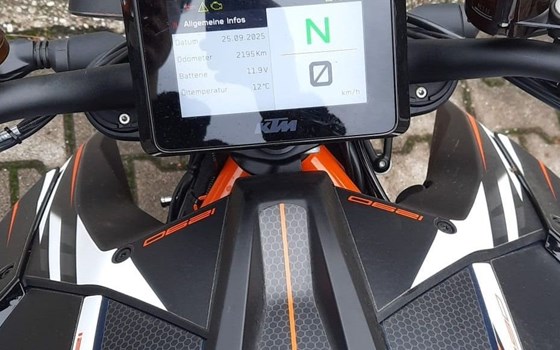 Gebrauchtmotorrad KTM 1290 Super Duke R - Bild 9
