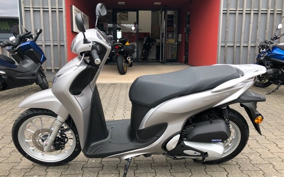 Gebrauchtmotorrad Honda SH Mode 125 - Bild 1