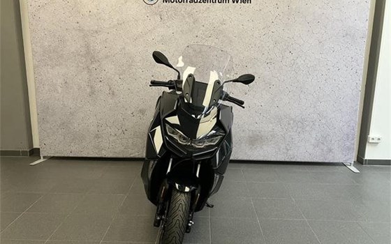 Gebrauchtmotorrad BMW C 400 GT - Bild 3 Gebrauchtmotorrad BMW C 400 GT - Bild 3