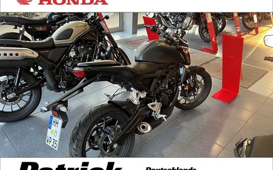 Gebrauchtmotorrad Honda CB125R - Bild 1