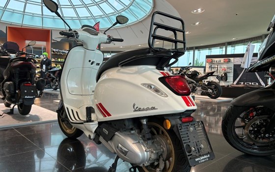 Gebrauchtmotorrad Vespa Sprint - Bild 2