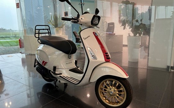 Gebrauchtmotorrad Vespa Sprint - Bild 4