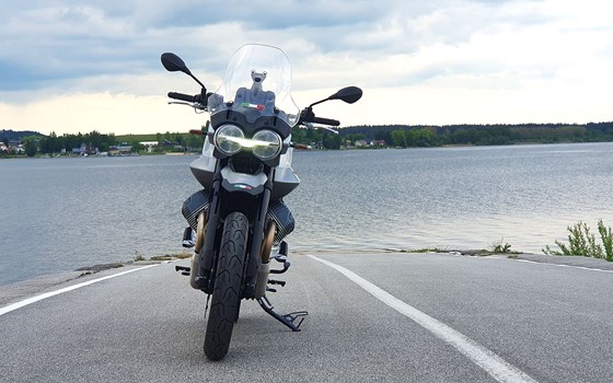 Gebrauchtmotorrad Moto Guzzi V85 Strada - Bild 8