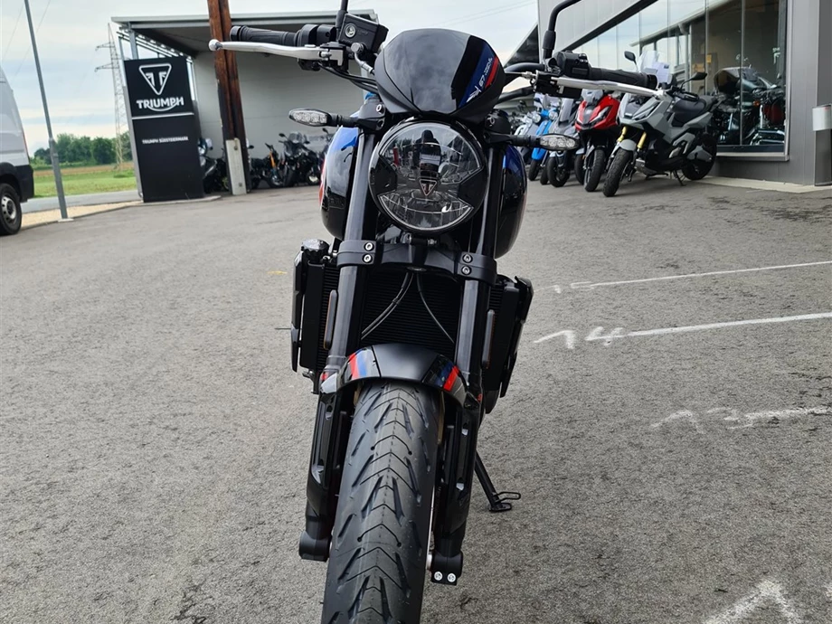 Angebot Triumph Trident 660 Triple Tribute Bild 5: Angebot Triumph Trident 660 Triple Tribute