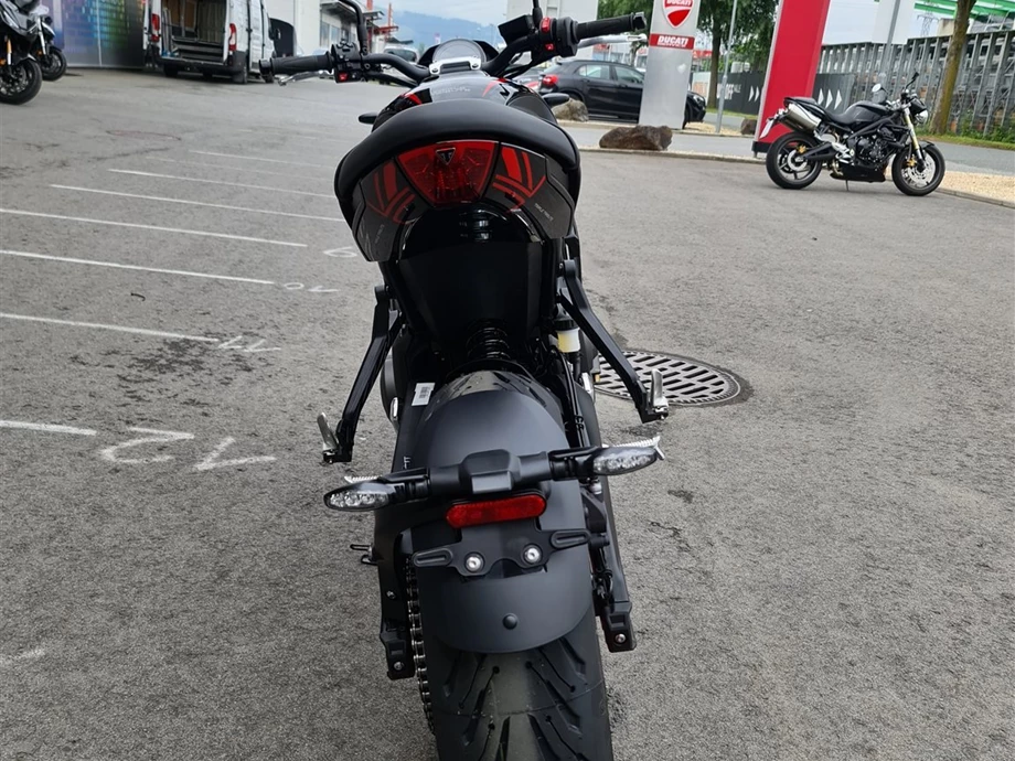 Angebot Triumph Trident 660 Triple Tribute Bild 9: Angebot Triumph Trident 660 Triple Tribute