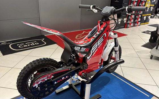 Gebrauchtmotorrad Oset 12.5 - Bild 3 Gebrauchtmotorrad Oset 12.5 - Bild 3